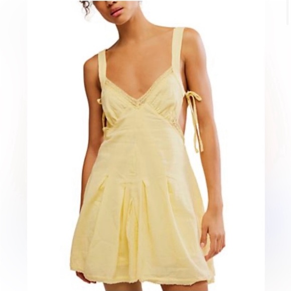 Free People Dresses & Skirts - Free People Viva Mini Dress In A Peek A Boo Elegant Yellow Sundress Size XL